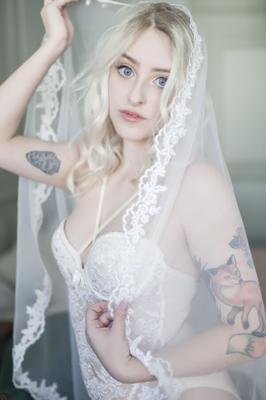 Suicide Girls - Wilhelmine - Je le fais