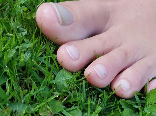 Karinas Feet 87 - Barefoot in the Nature