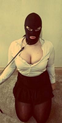 Hooded slave ready for use