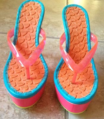 Schutz Neon Platform Thongs