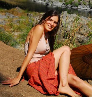 diosa hippie alexia peluda al aire libre parte