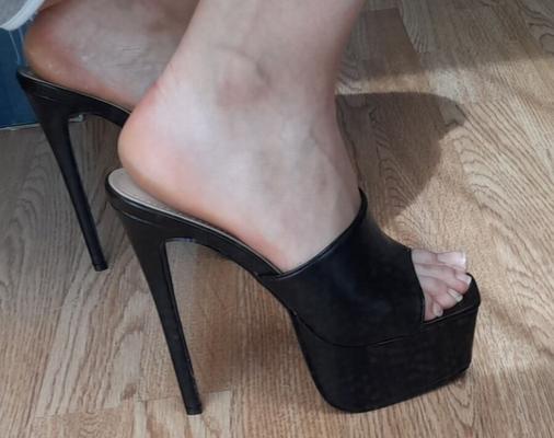 Mis fotos - Tacones / Mules / Sandalias (Para tributos de semen)