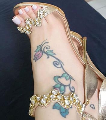 Tattedinheels pés LTN