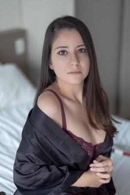 SuicideGirls Glaucia – Faulenzen wie eine Dame