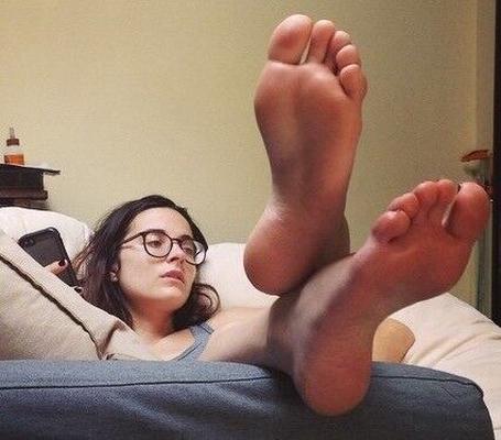 Female Feet and Soles