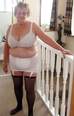 grannies in girdles 