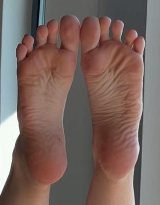 Feet Female Teen