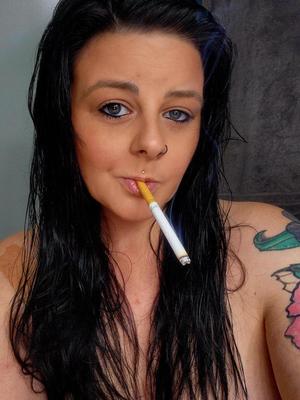 Smoking Sluts 