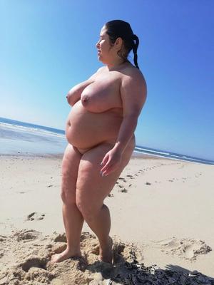 BBW Nudist и Pegging Par